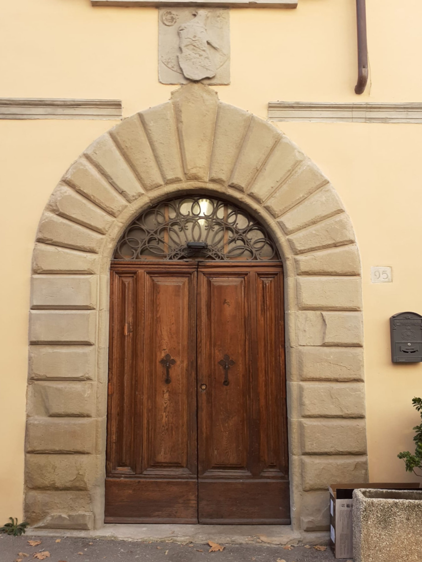 Portale bugnato - sansepolcro