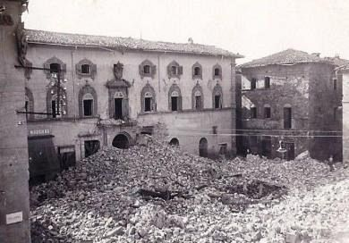 Abbattimento della Torre