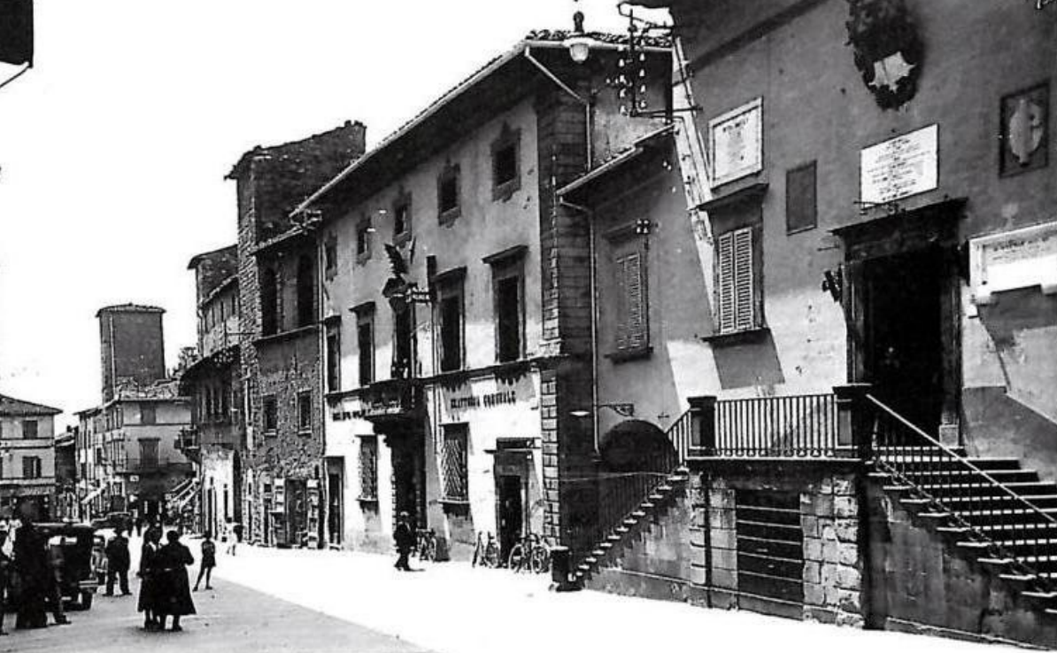 Arco all’inizio di via Firenzuola 